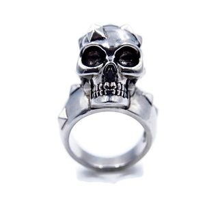 Alexander McQueen Jewelry - Alexander McQueen Studded Skull Statement Ring Alexander McQueen Jewelry - Alexander McQueen Studded Skull Statement Ring